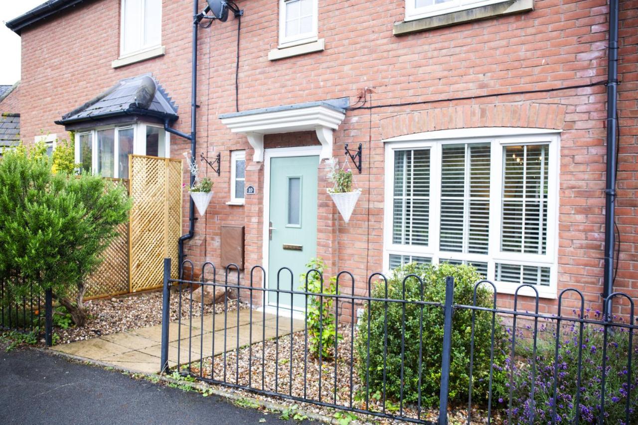 Beautiful House In Stratford Upon Avon Villa Bagian luar foto